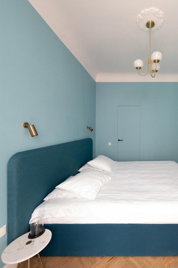 Miro Rooms French - Quiet Chic, Free Private Parking 里加 外观 照片